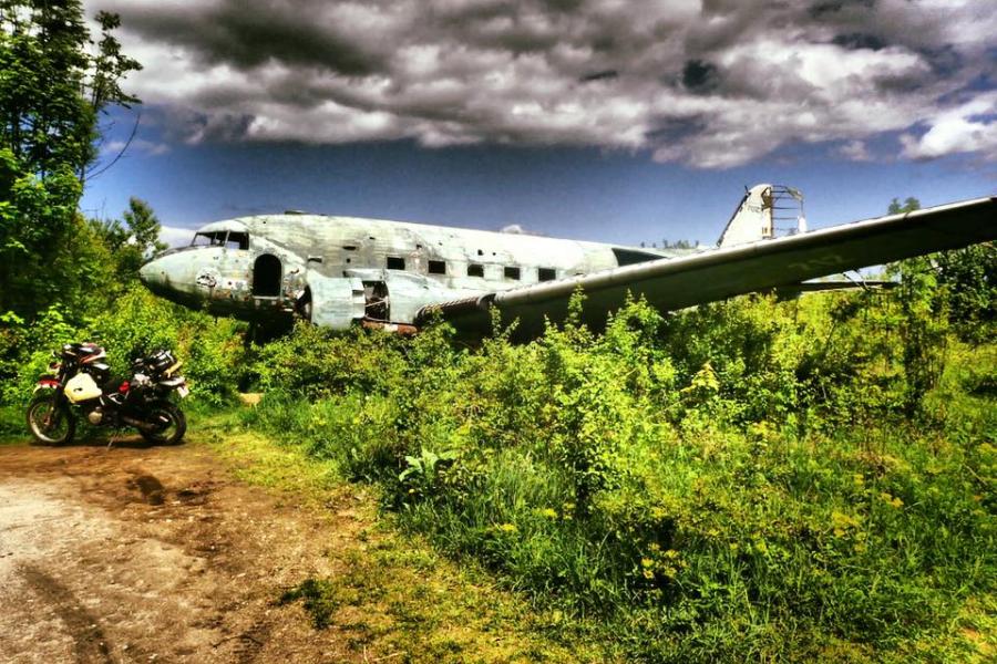 Plane wreck at entrance