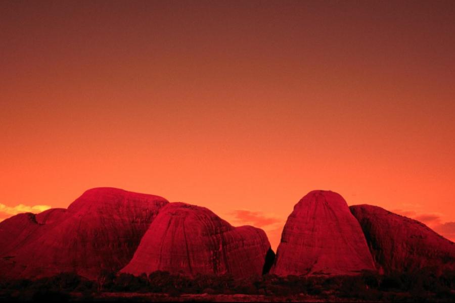 Uluru sunset - Photo credit: Grant Johnson