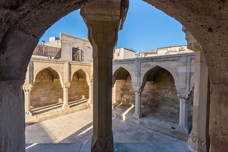 Archway view, Shirvanshah Palace