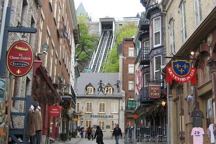 Sidestreet market, Old Quebec