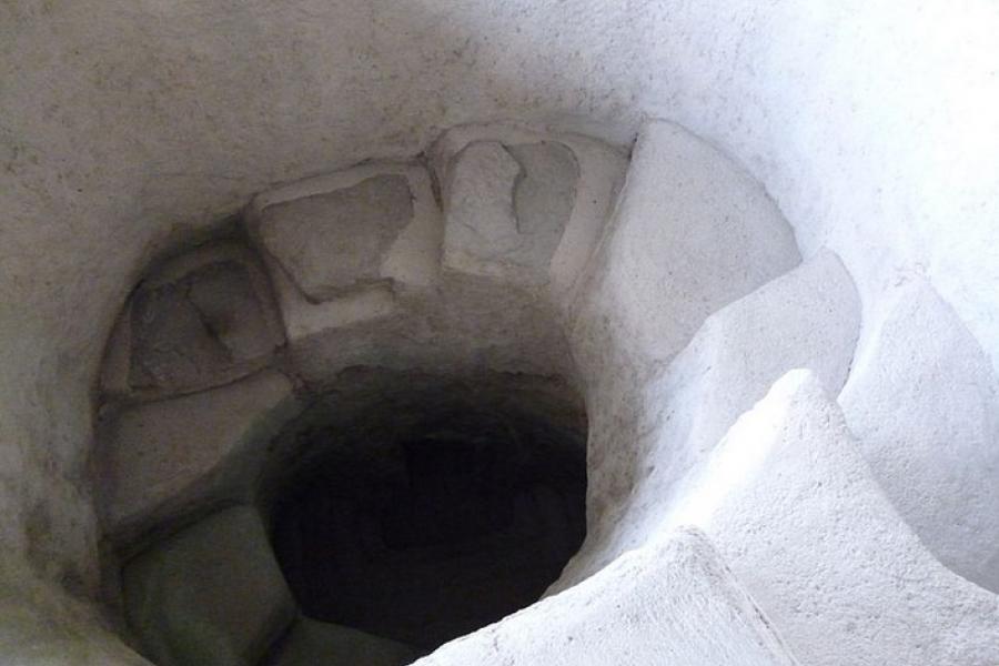 Stairwell entrance to Tierradentro tombs