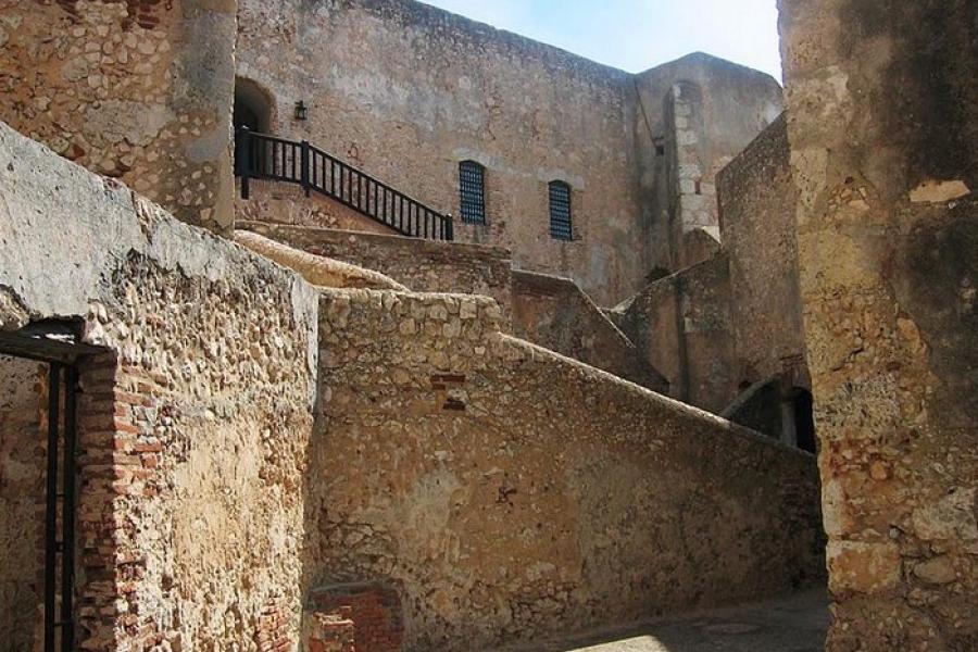 Interior walls, Castillo de San Pedro de la Roca