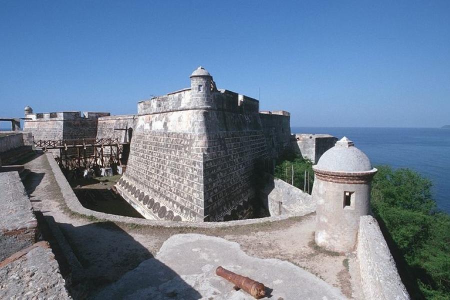 Castle walls, Castillo de San Pedro de la Roca