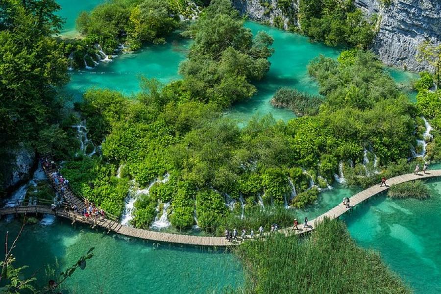 Aerial of walkway, Plitvice Lakes NP, Croatia