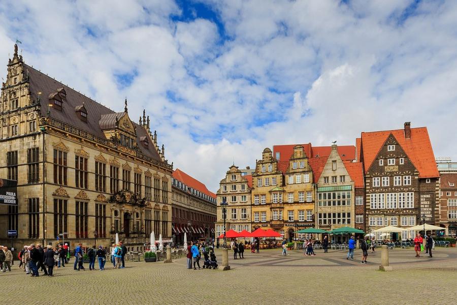 Alternate view of the Bremen Market