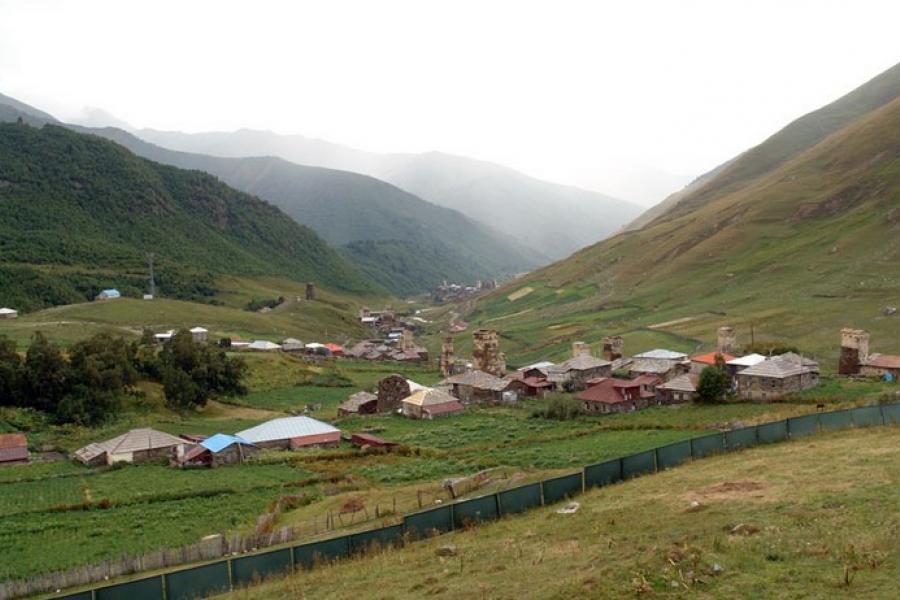 Chazhashi, a village in the valley