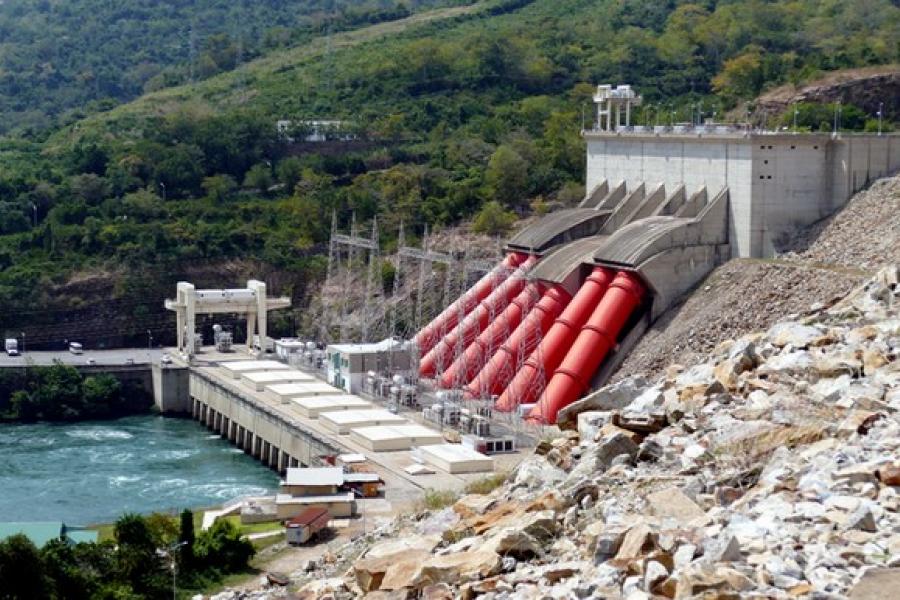 Akosombo Dam