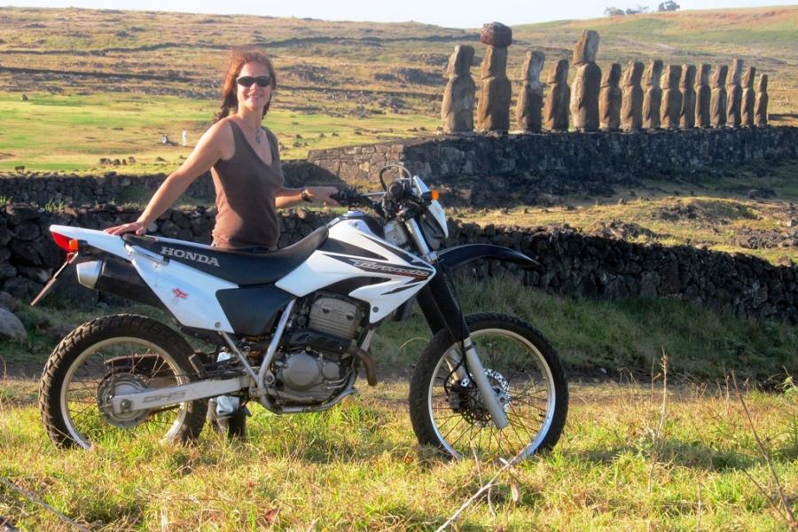 Motorbike, Tiffany and Moai